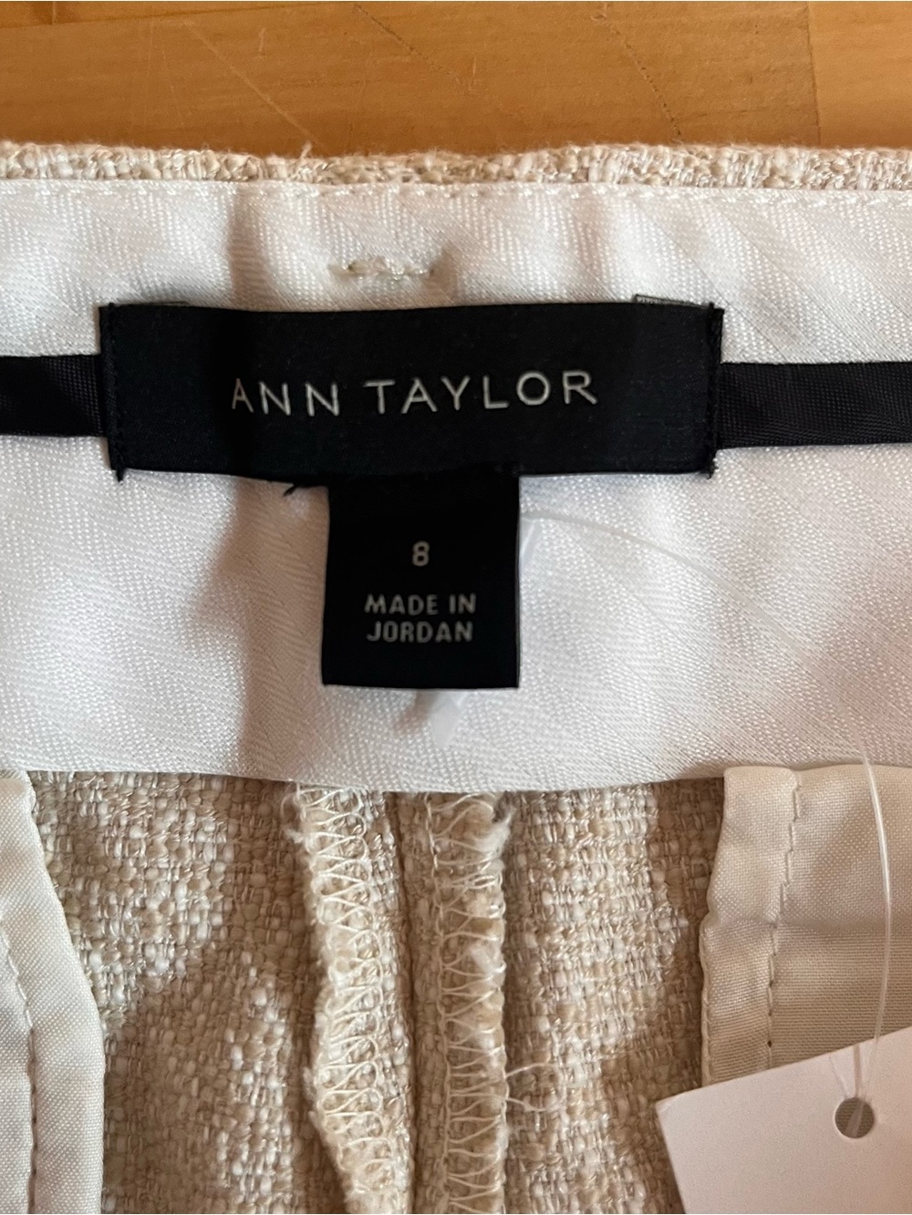 NWT Ann Taylor Beige Textured The Ankle Pant Business Casual Career Preppy Sz 8 - Picture 3 of 11